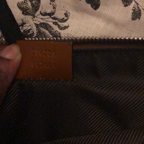 Authentic Red Gucci Clutch - Picture 4 of 5